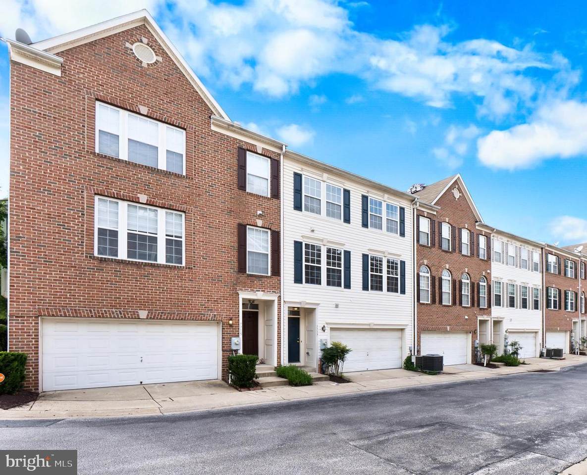 7717 English Oak Circle - Photo 1