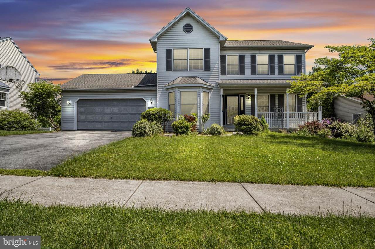 1210 Highlander Way - Photo 1
