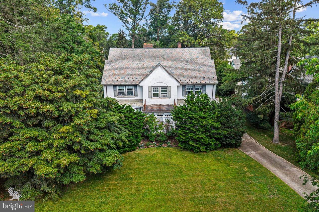 233 Kings Highway - Photo 1