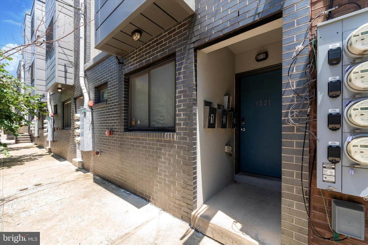 1321 7TH Street - Photo 1