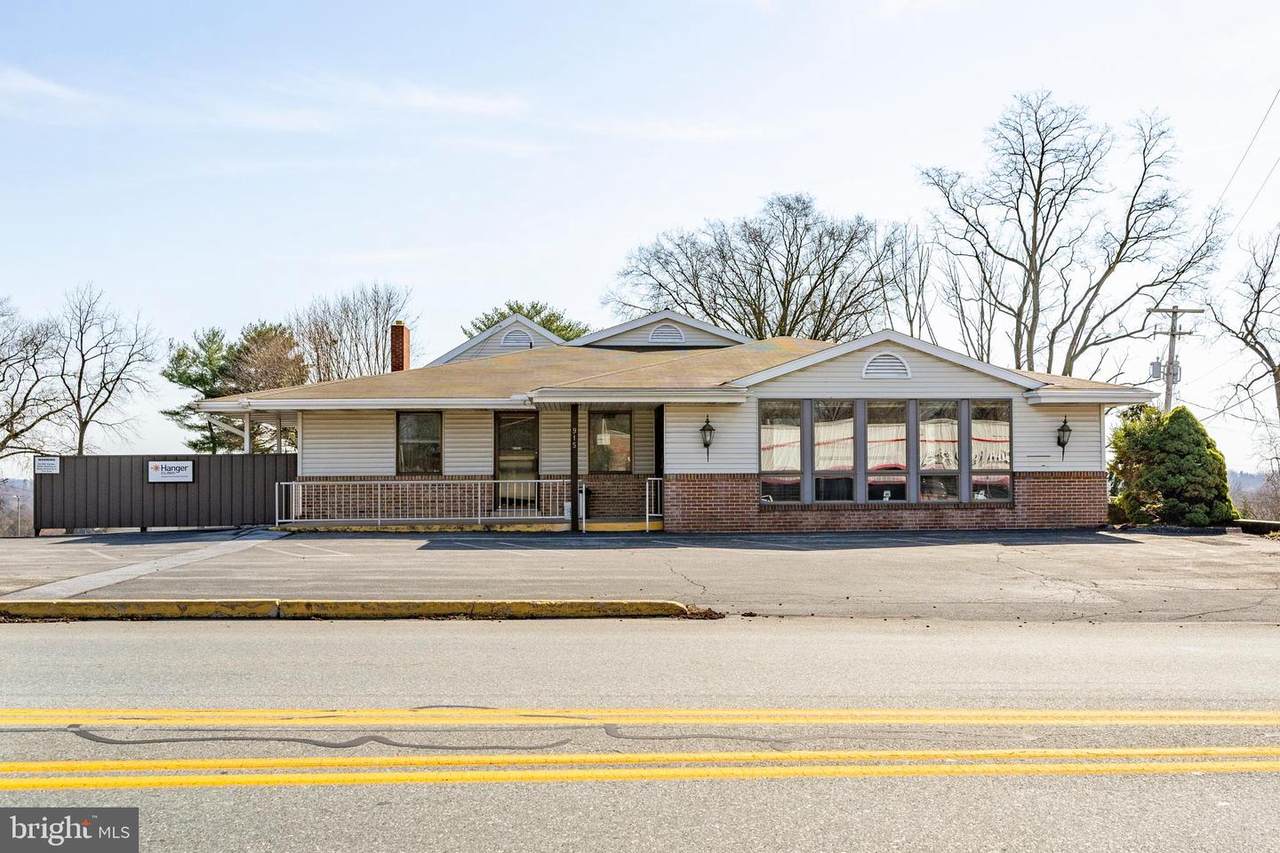 915 Hanover Street - Photo 1