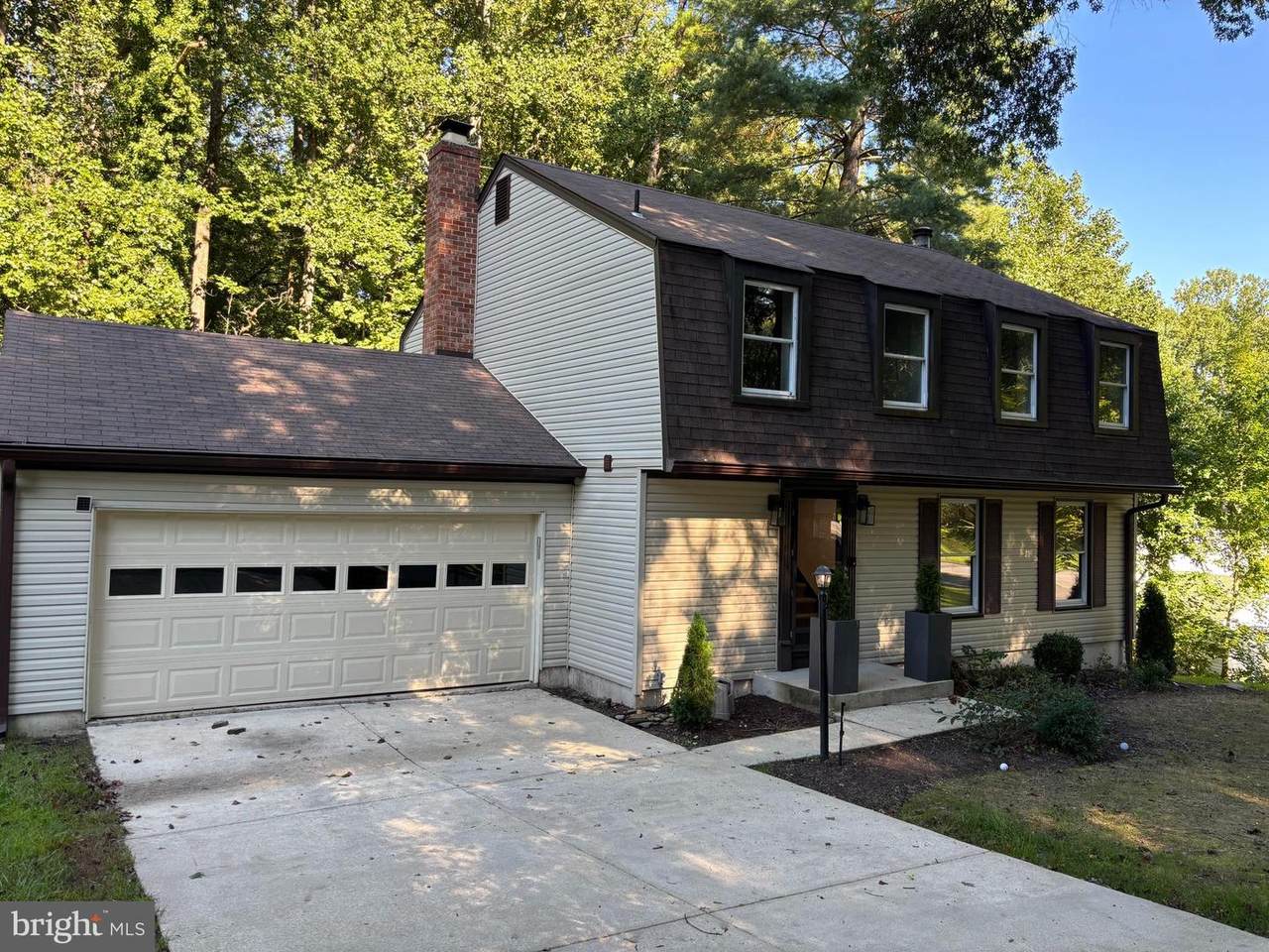 9302 Berrybrook Place - Photo 1