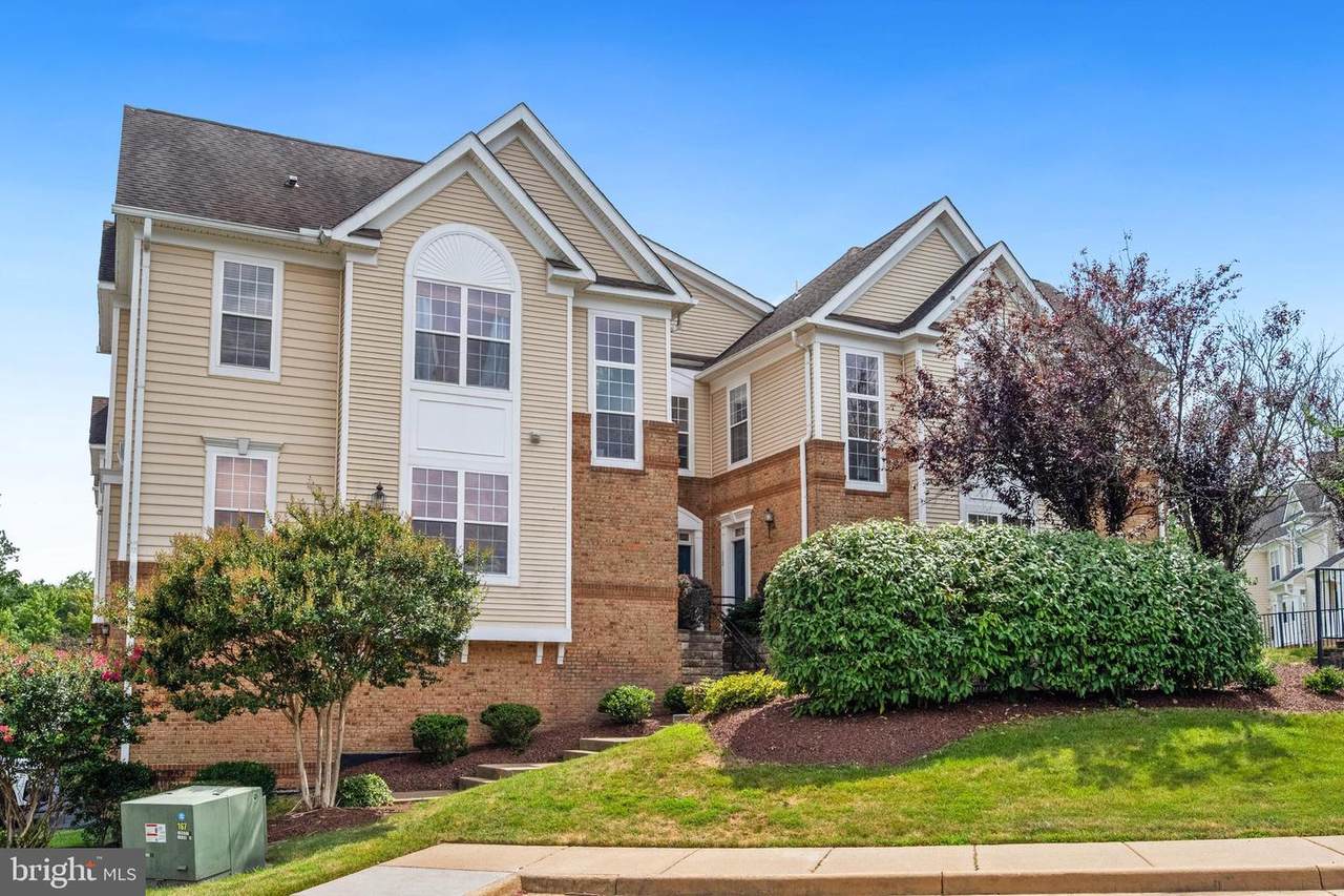 43905 Hickory Corner Terrace - Photo 1