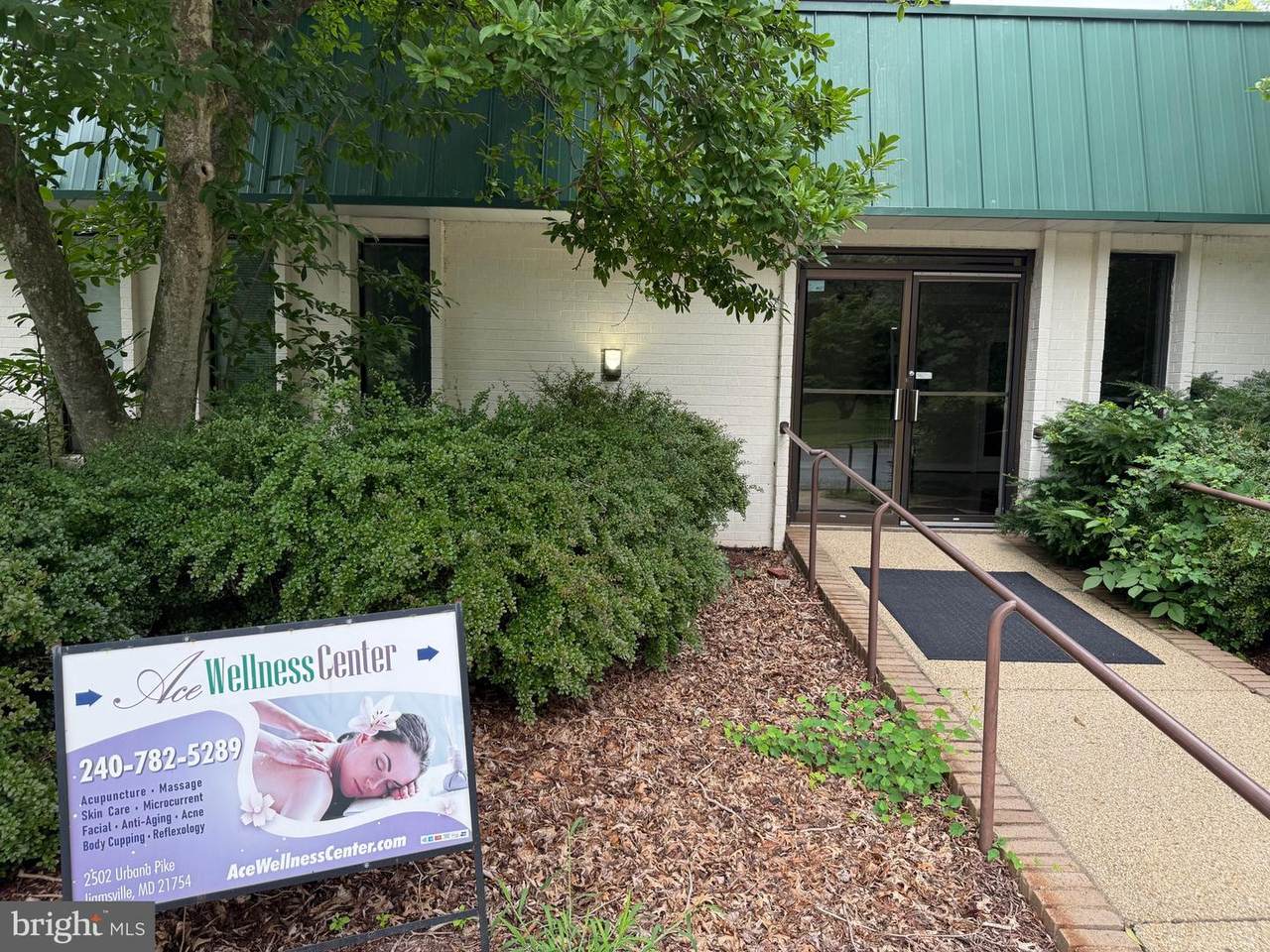 2502 Urbana Pike - Photo 1