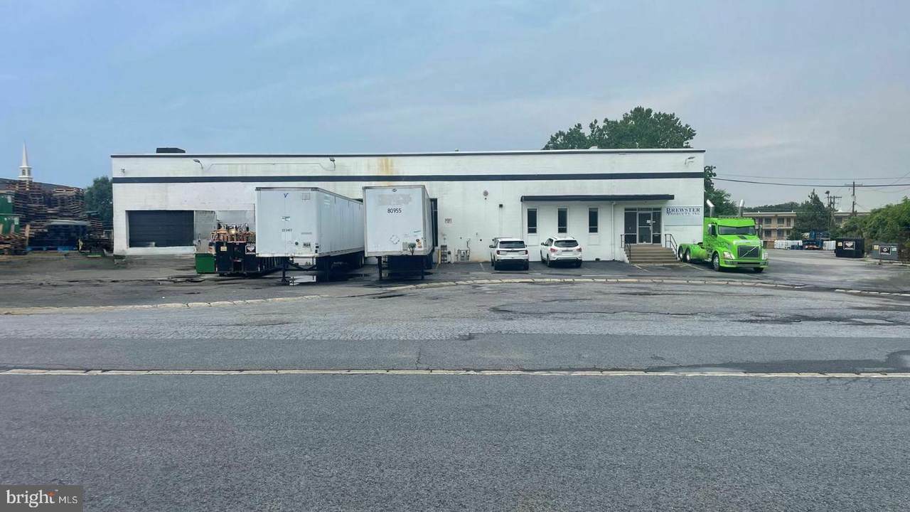 3020 Bowlarama Drive - Photo 1