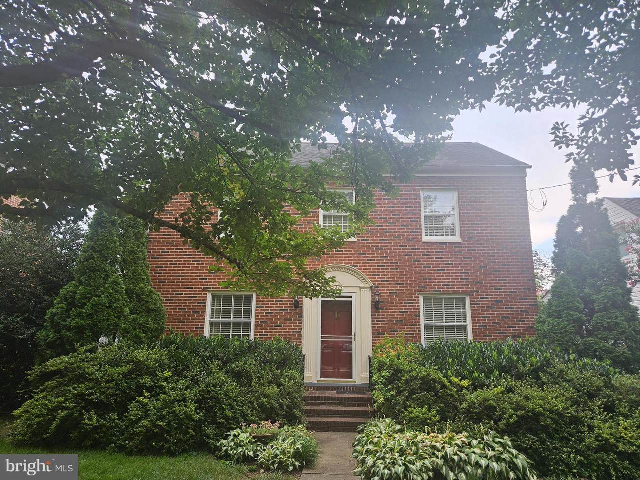 640 Wilson Place - Photo 1