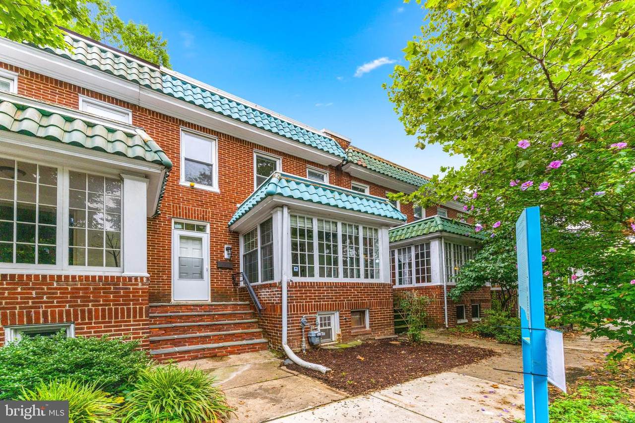 2817 Howard Street - Photo 1