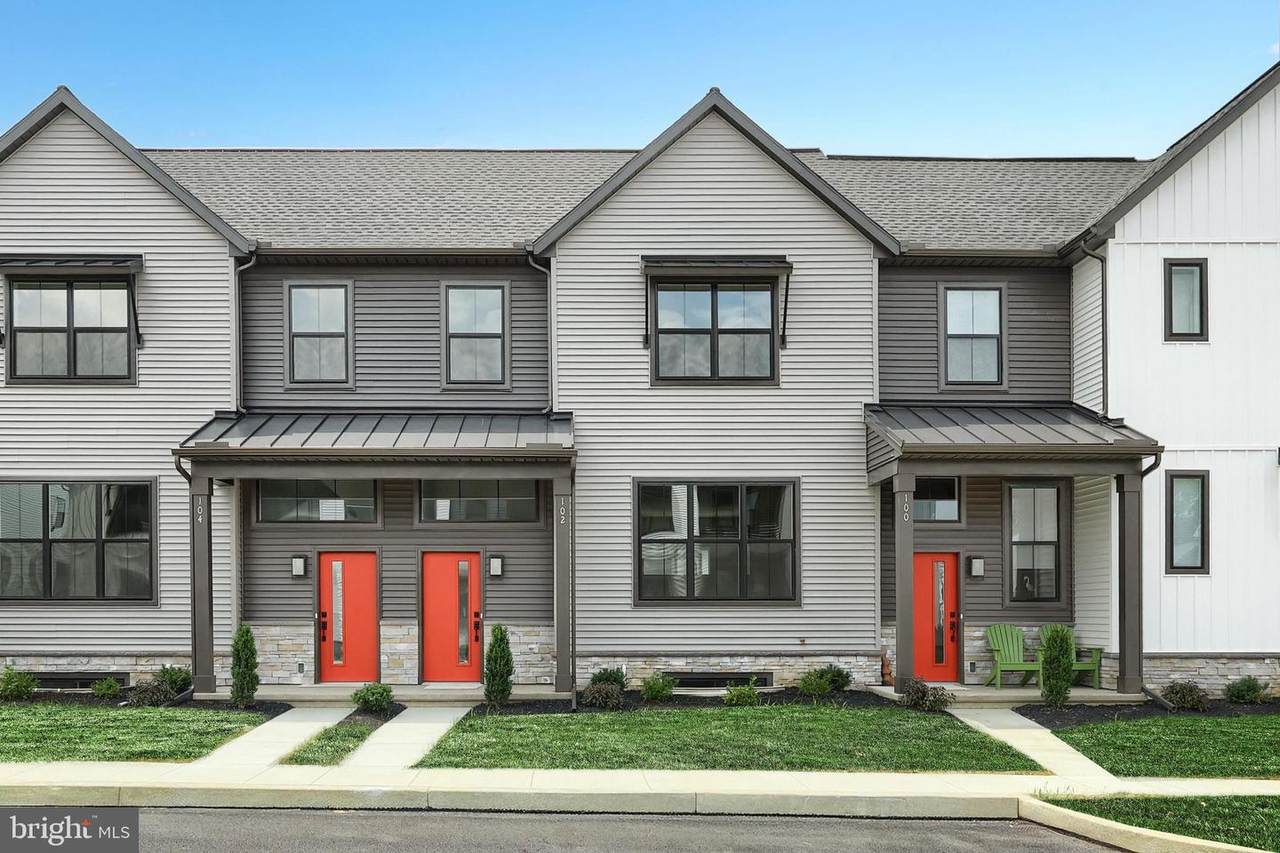 102 Madison Drive - Photo 1