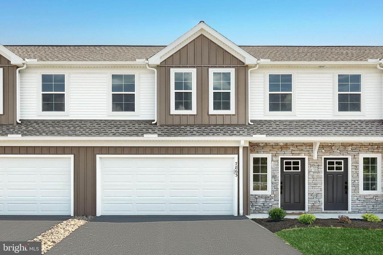 7863 Briarwood Drive - Photo 1