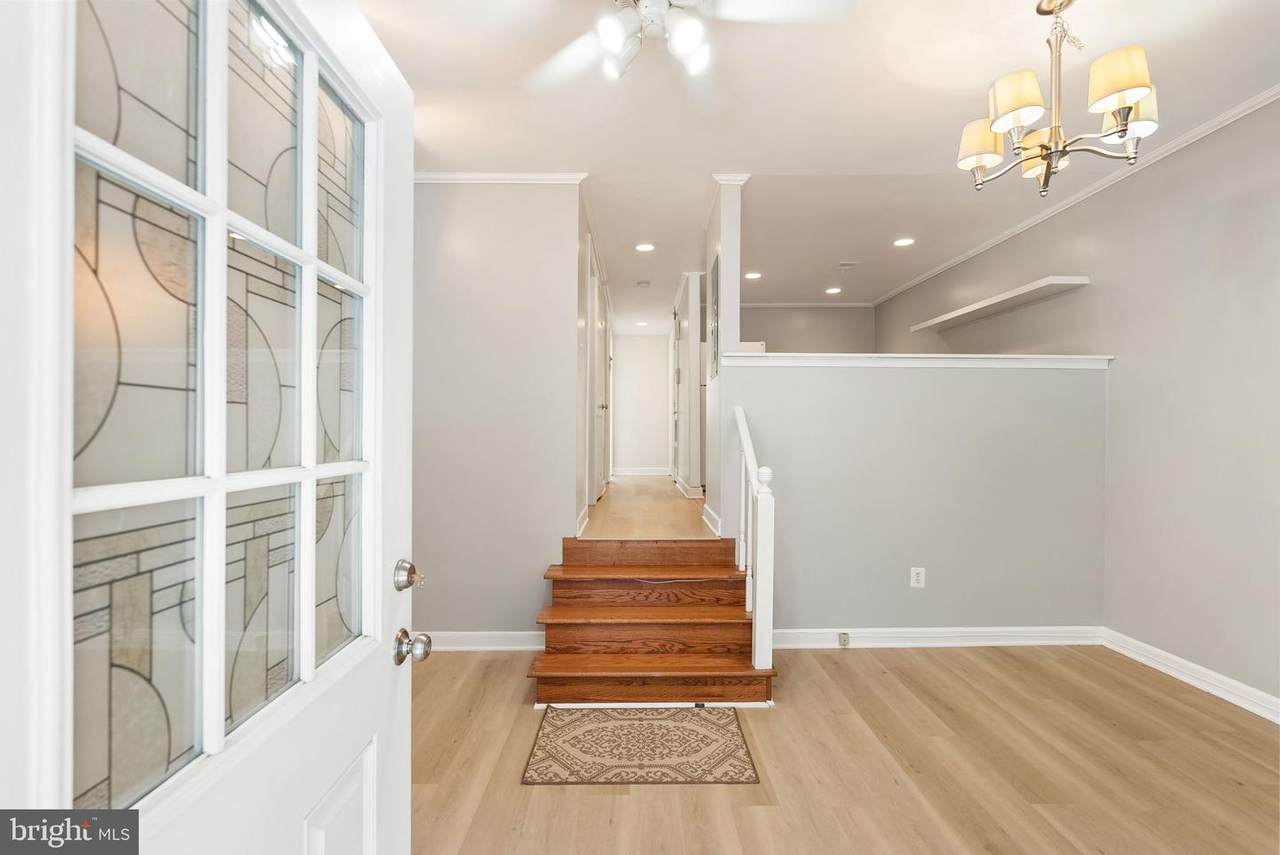 5107 Macarthur Boulevard - Photo 1