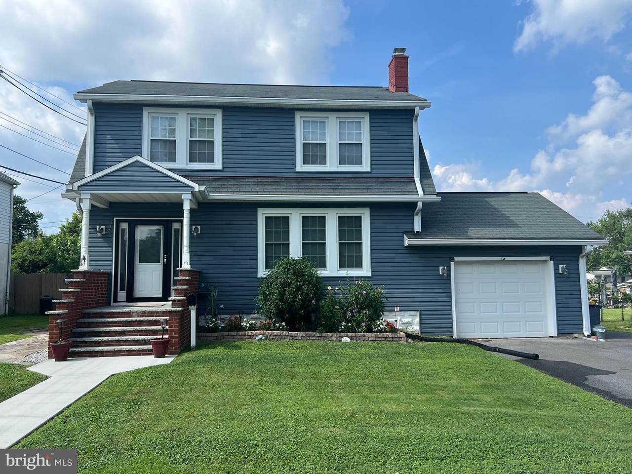 536 Forest View Road - Photo 1