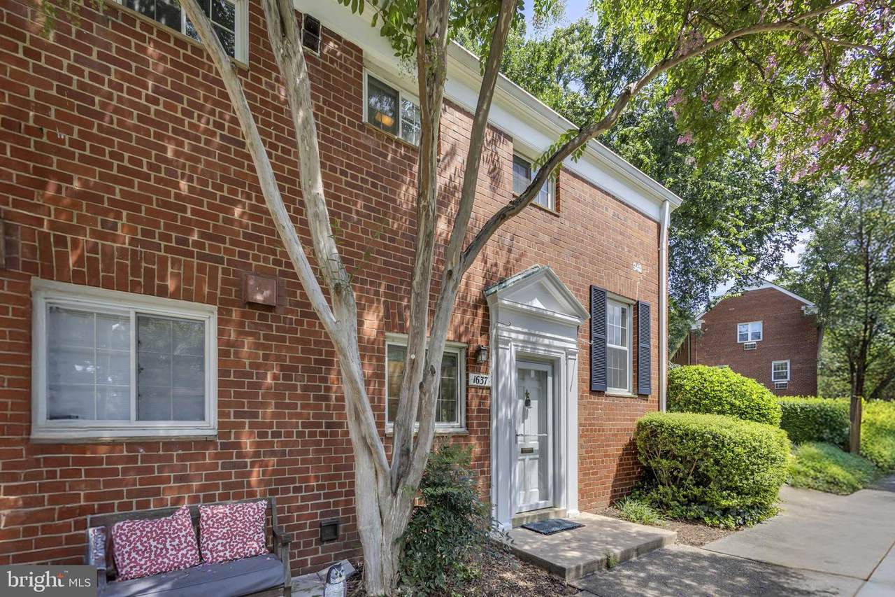 1637 Preston Road - Photo 1
