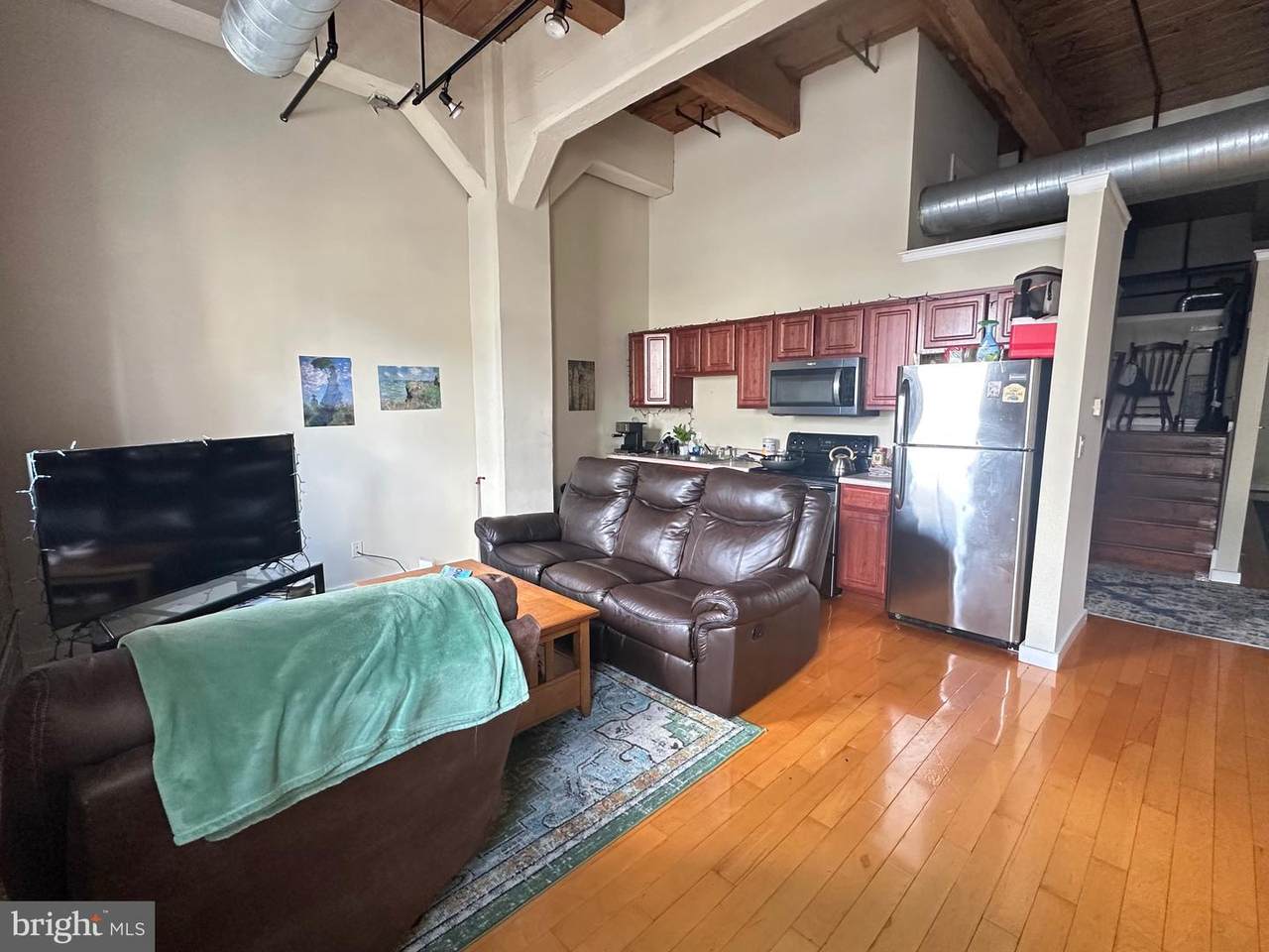 1010 Arch Street - Photo 1