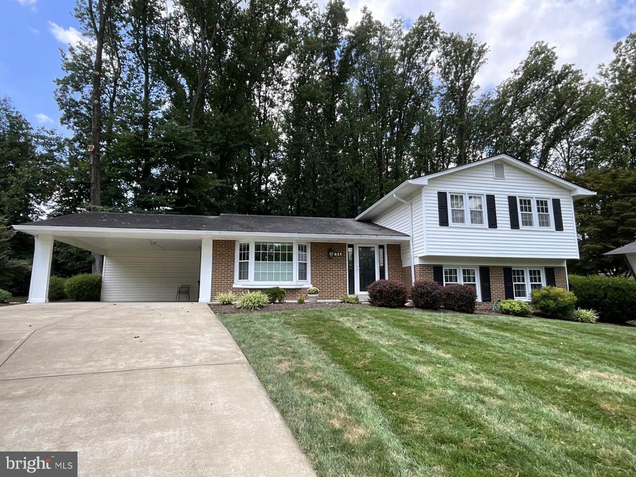 615 Kearney Court - Photo 1