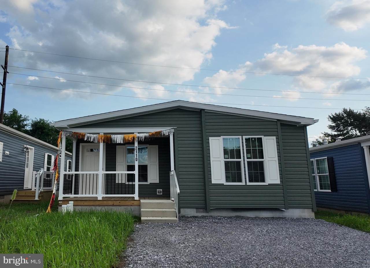2110 Scull Street - Photo 1