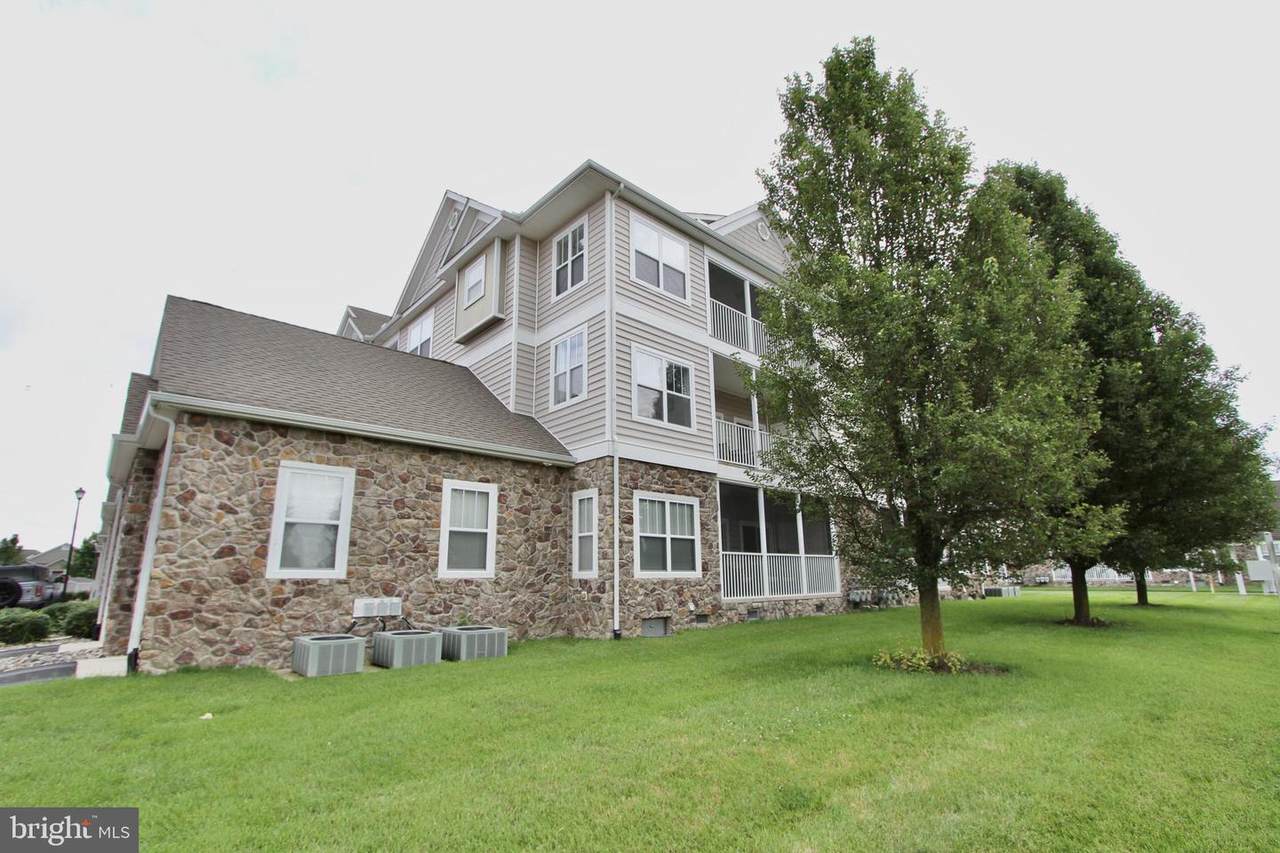 4302 Summer Brook Way - Photo 1