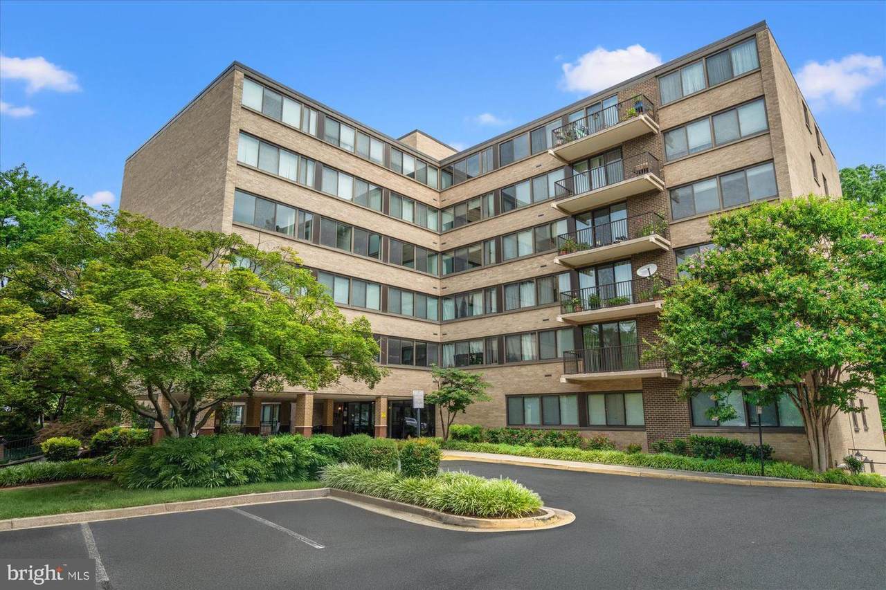 600 Roosevelt Boulevard - Photo 1