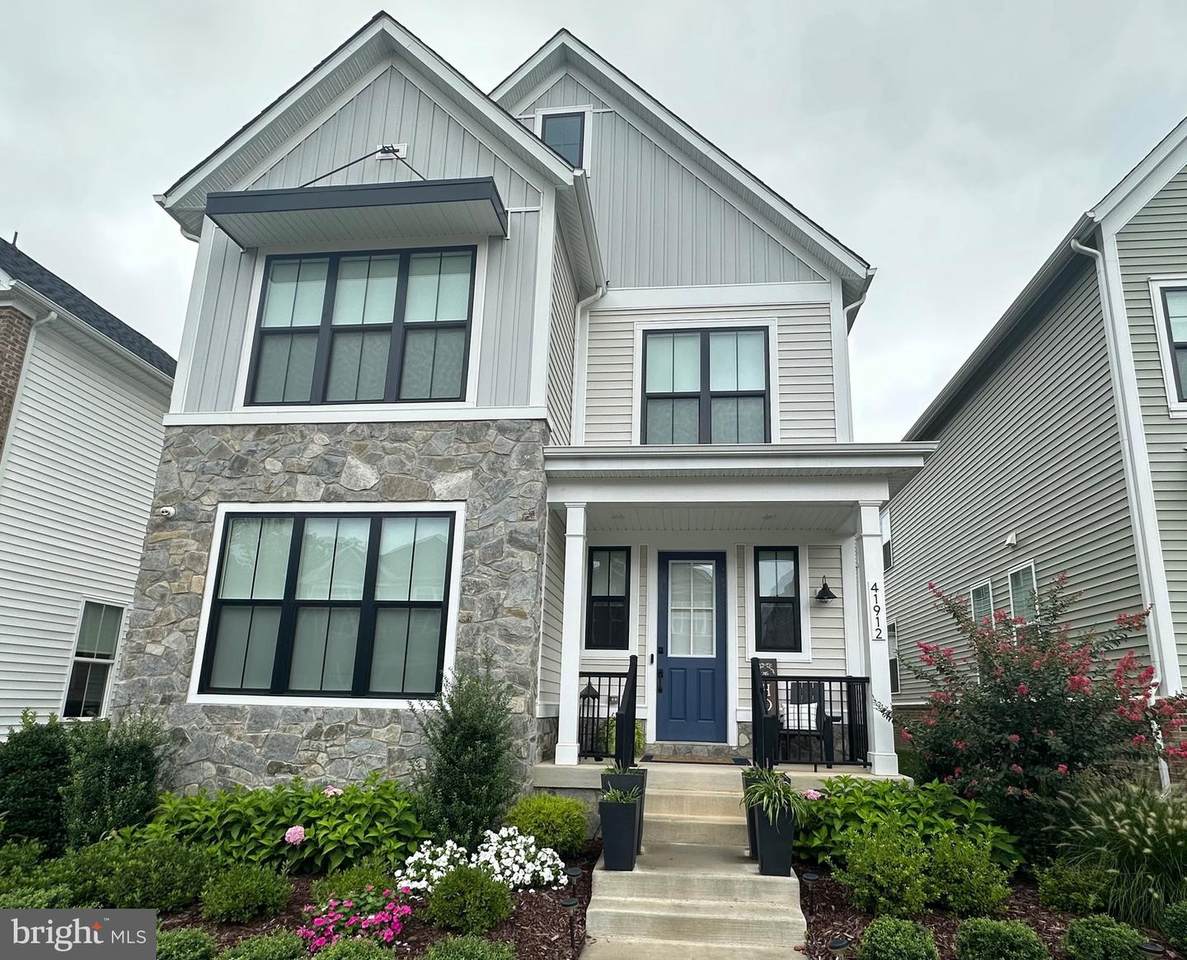 41912 Blair Woods Drive - Photo 1