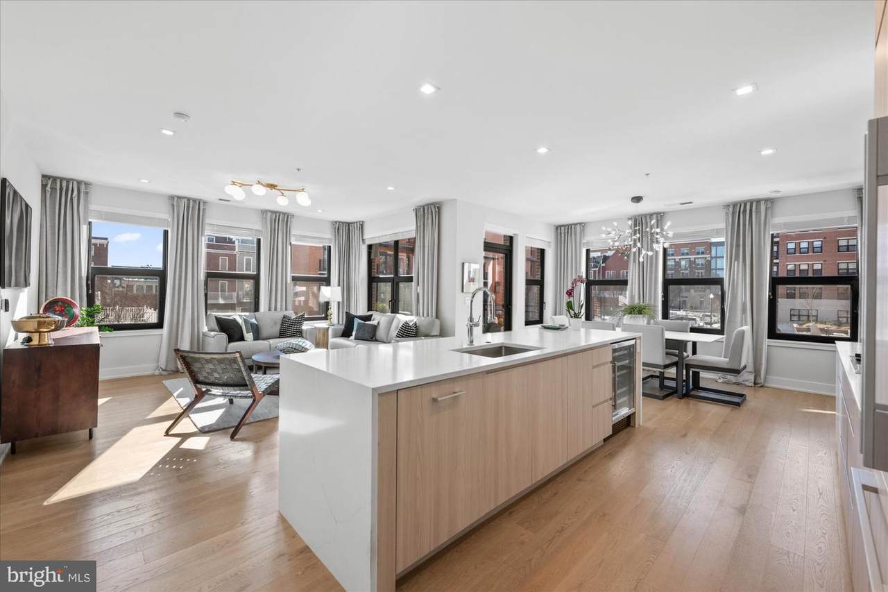 737 Swann Avenue - Photo 1