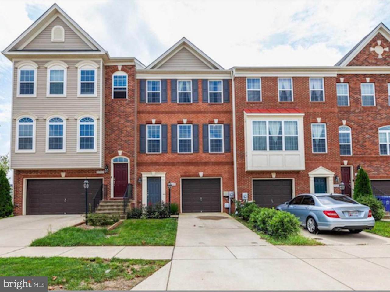 11365 Sandhurst Place - Photo 1