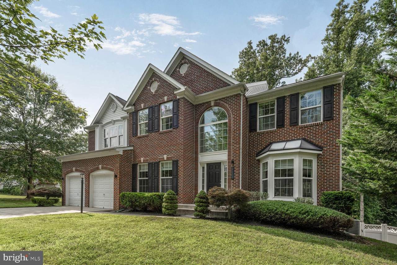 2604 Tree View Way - Photo 1