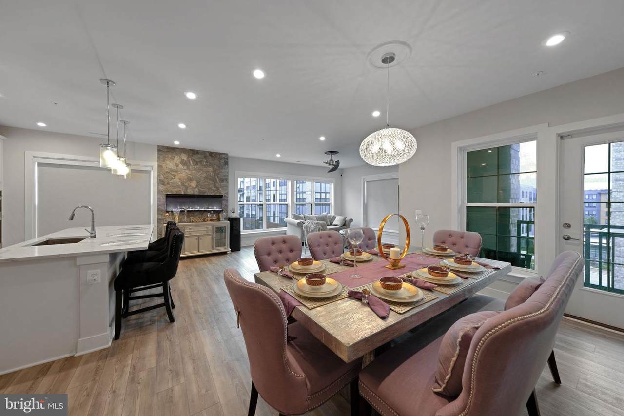 102 Saint Ives Place - Photo 1