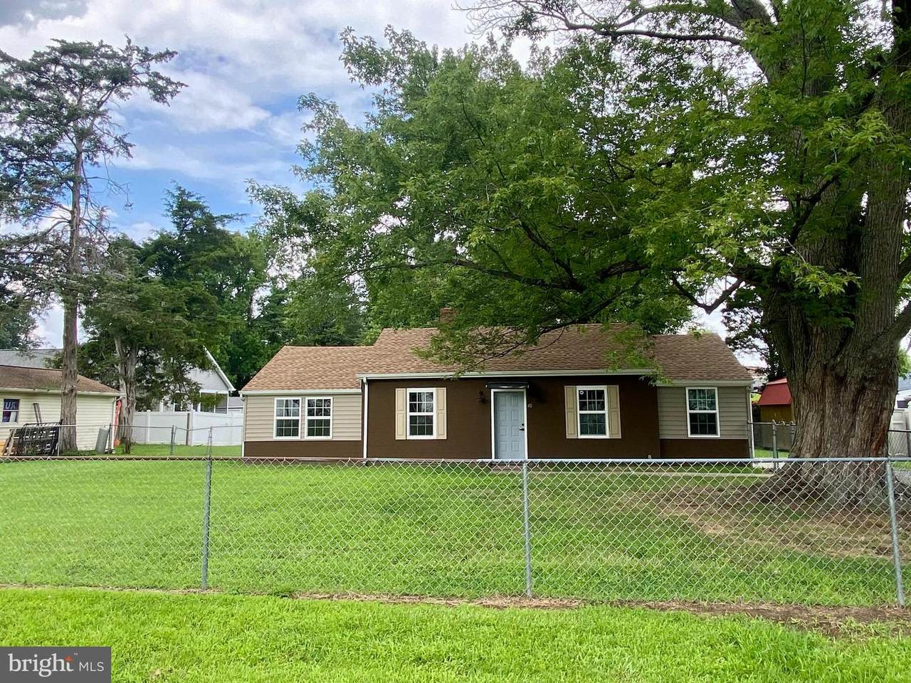 40 Monroe Drive - Photo 1