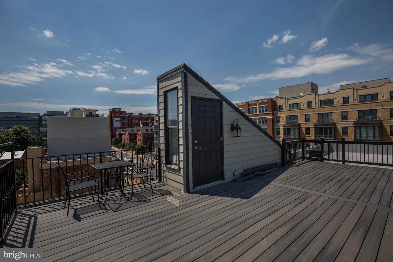 335 H Street - Photo 1