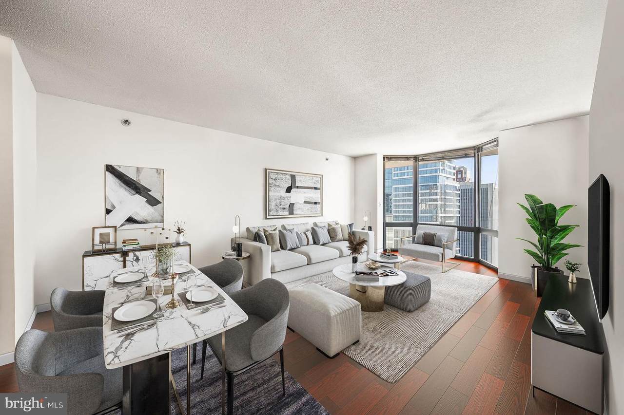 2020 Walnut Street - Photo 1