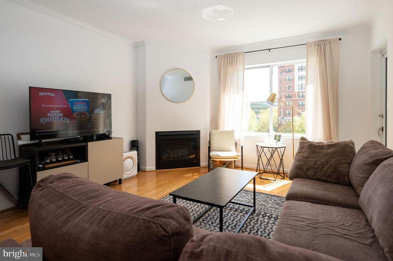 3101 Hampton Drive - Photo 1