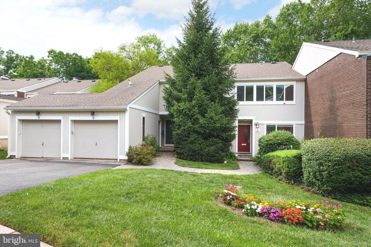 16 Cameron Court - Photo 1