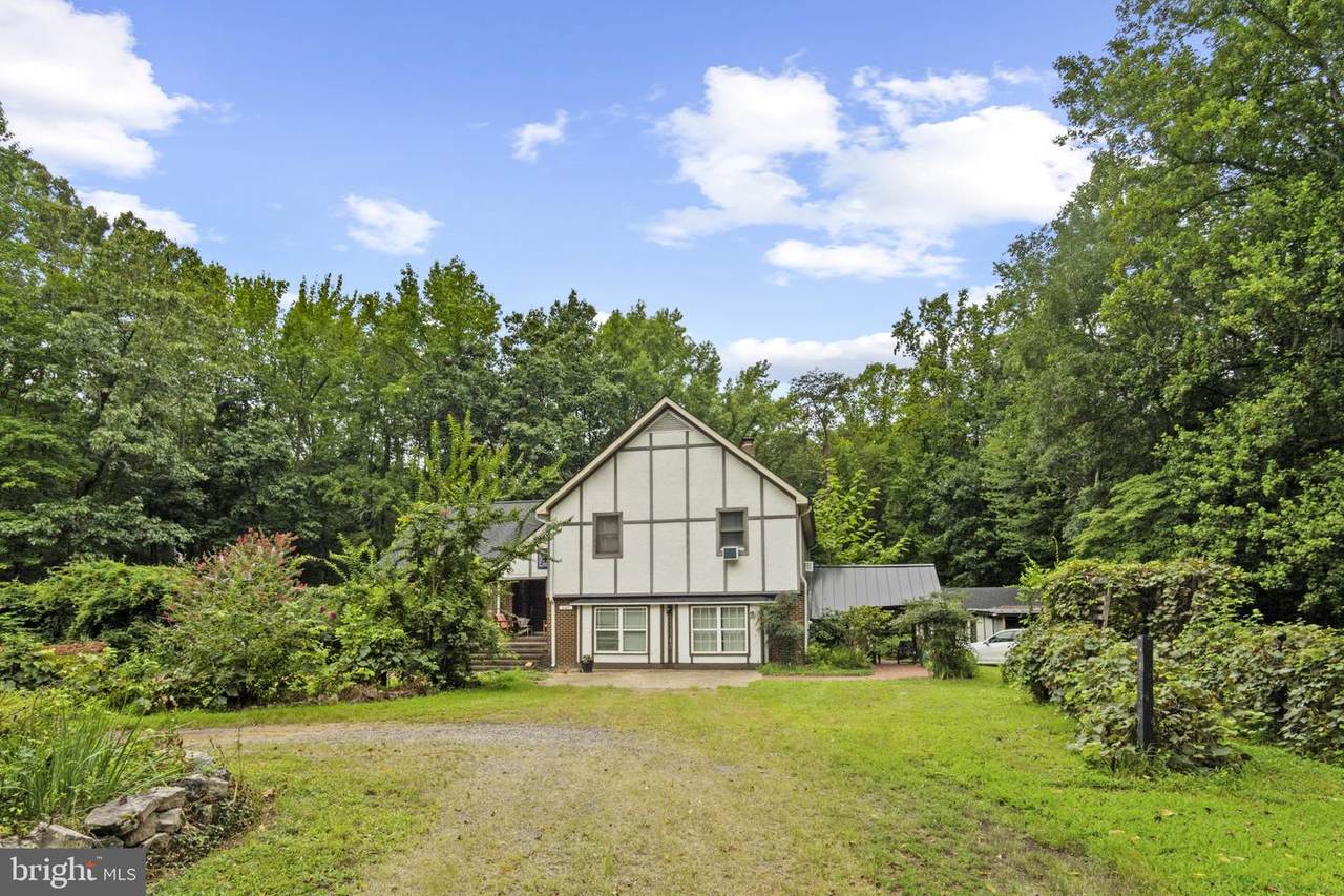 8110 Hobson Lane - Photo 1