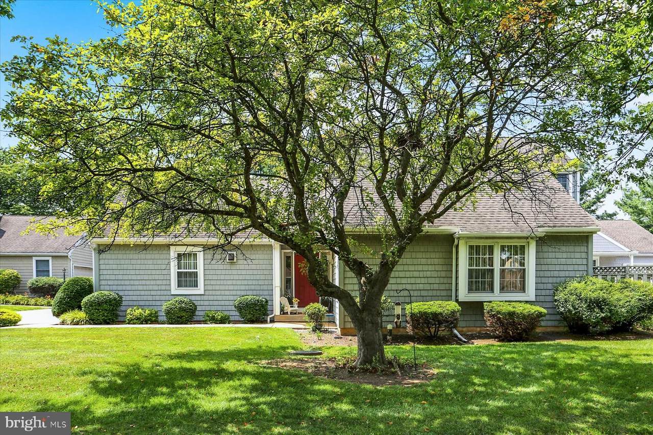 1037 Hillview Lane - Photo 1