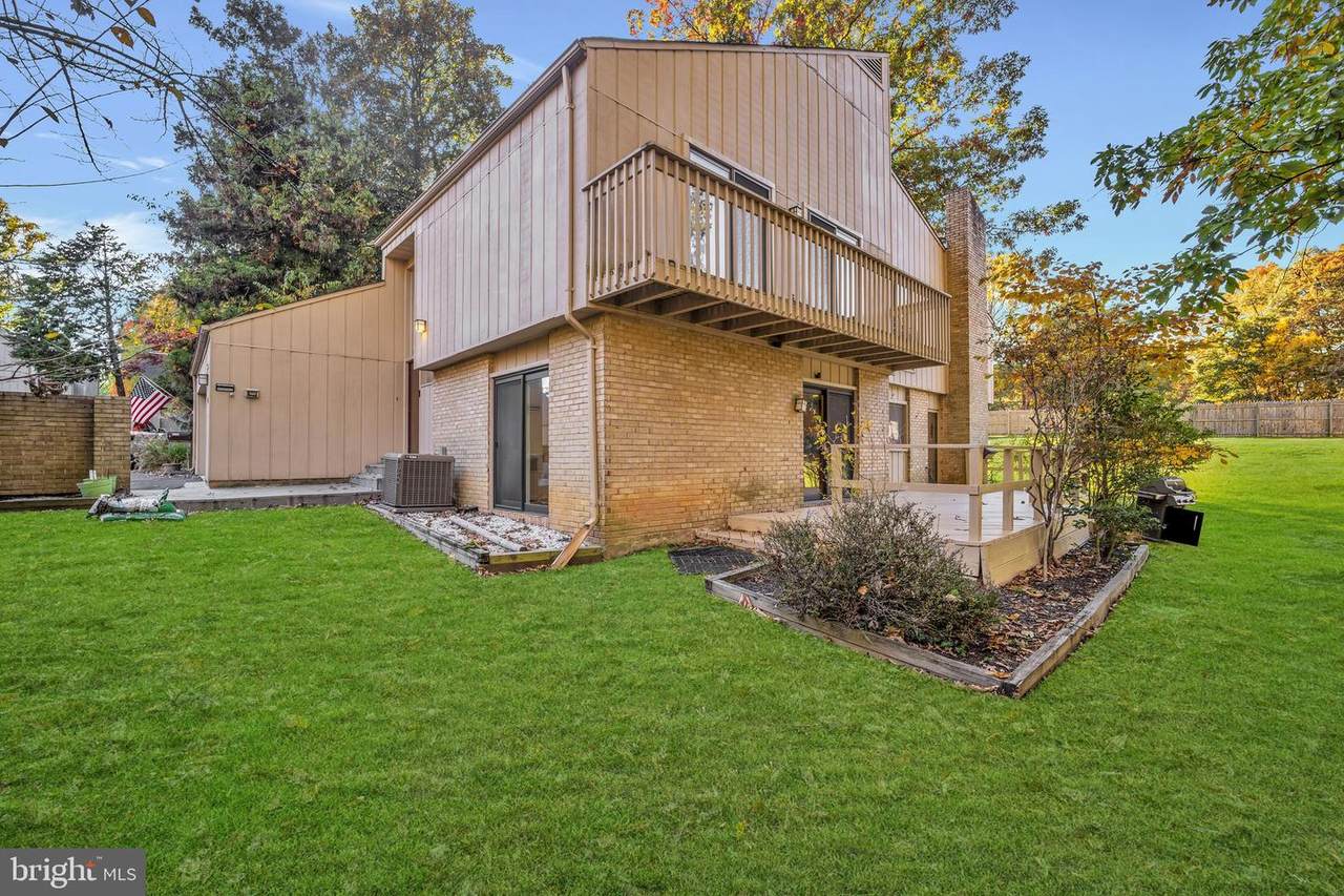 12106 Quorn Lane - Photo 1