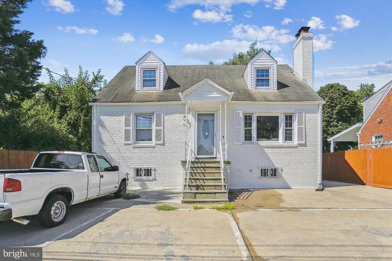 9514 Old Georgetown Road - Photo 1