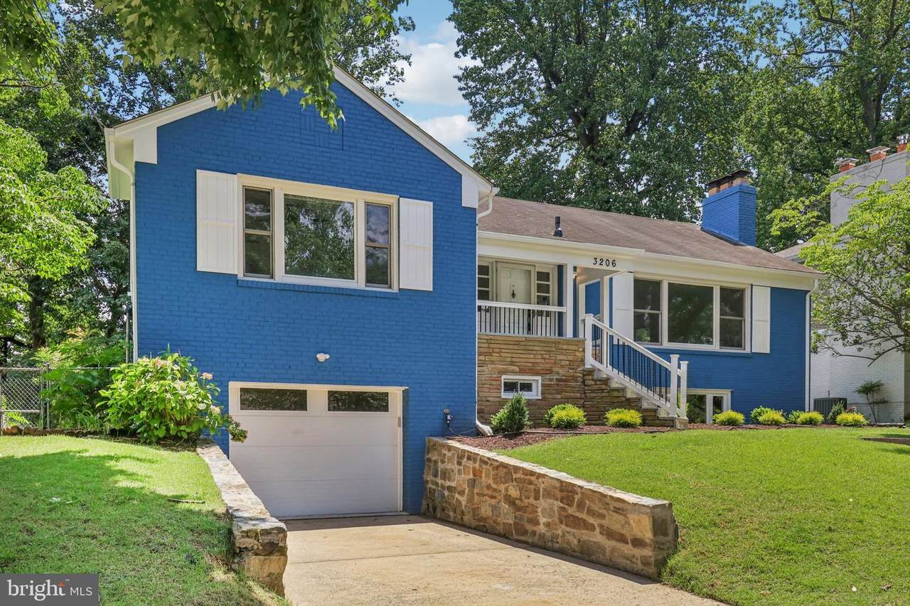 3206 Brooklawn Terrace - Photo 1