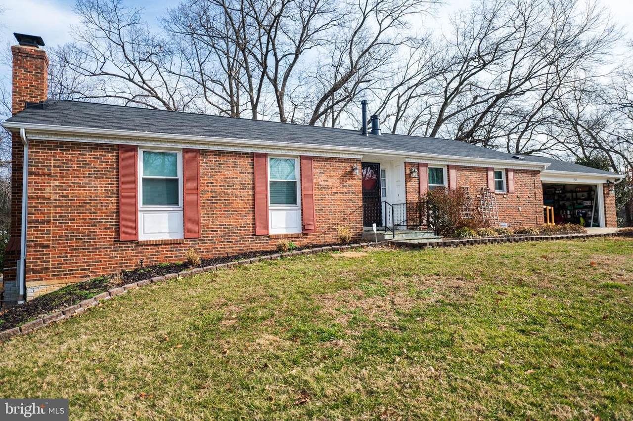 4504 Franklin Terrace - Photo 1