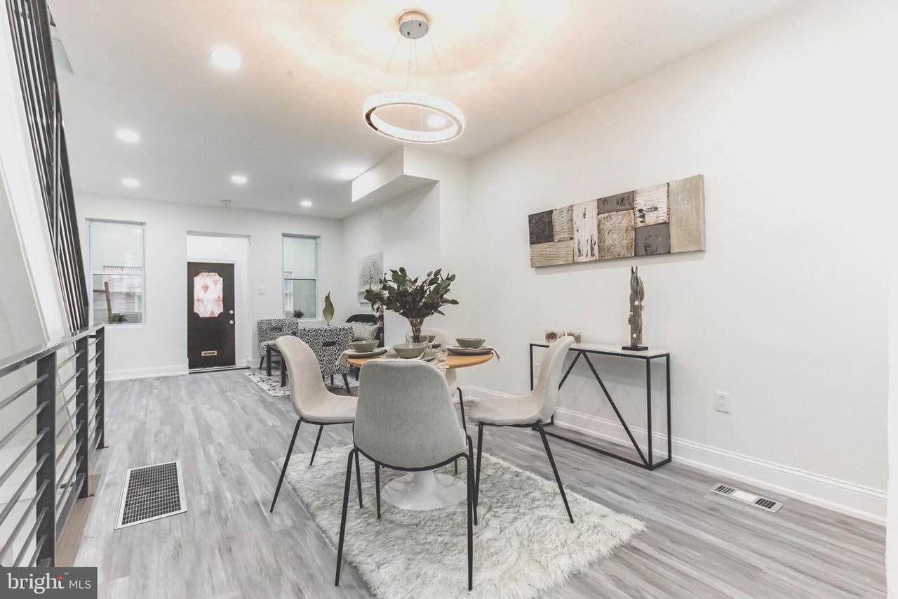 1621 Newkirk Street - Photo 1