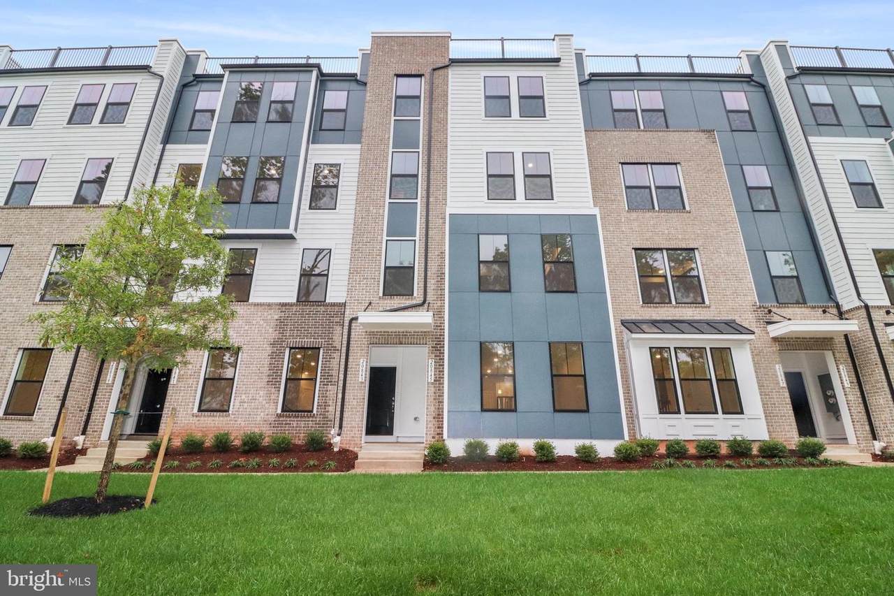20845 Owenmore Terrace - Photo 1