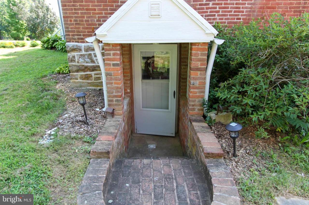 568 Smithfield Lane - Photo 1