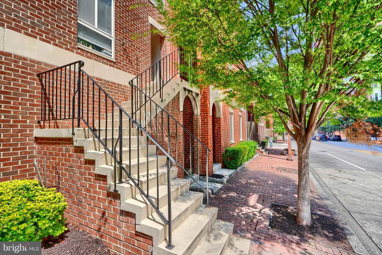 644 Charles Street - Photo 1