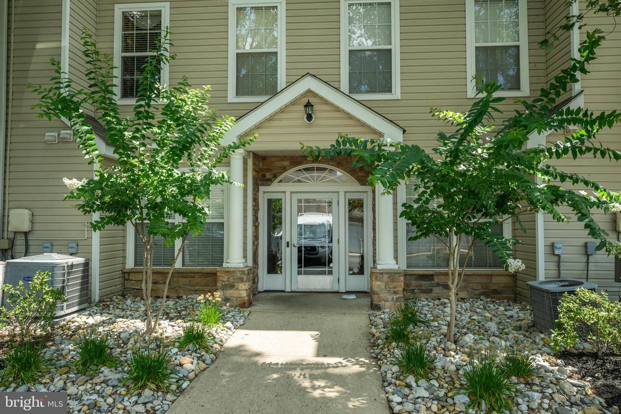 96 Kyle Way - Photo 1