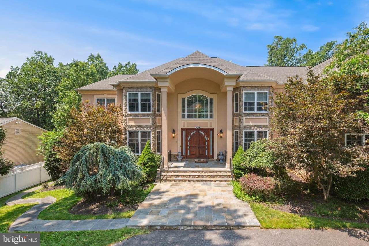 11564 Hill Drive - Photo 1
