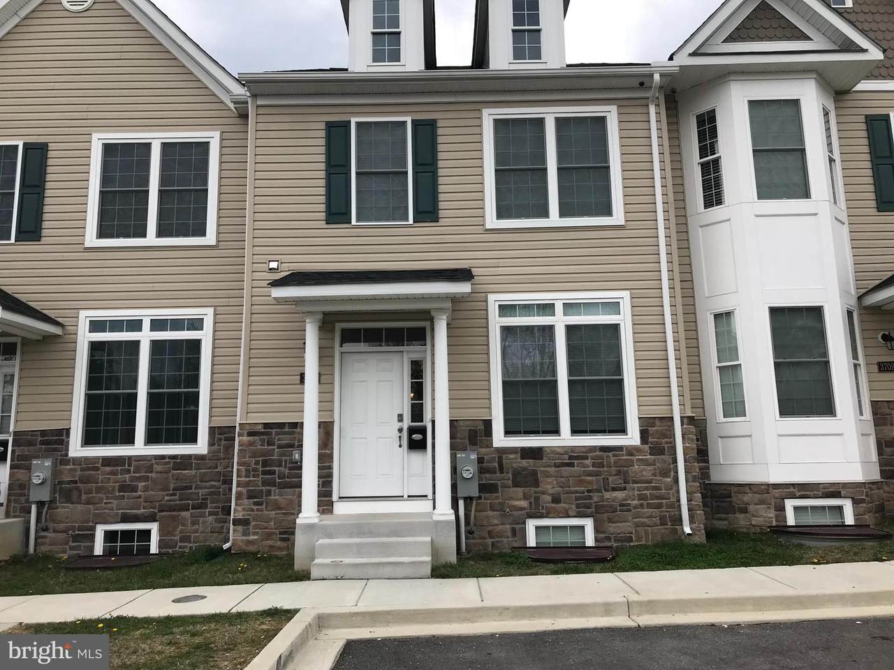 3707 Fords Lane - Photo 1