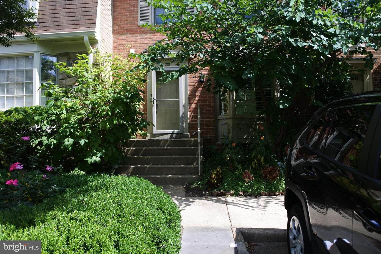 2113 Kings Mill Court - Photo 1