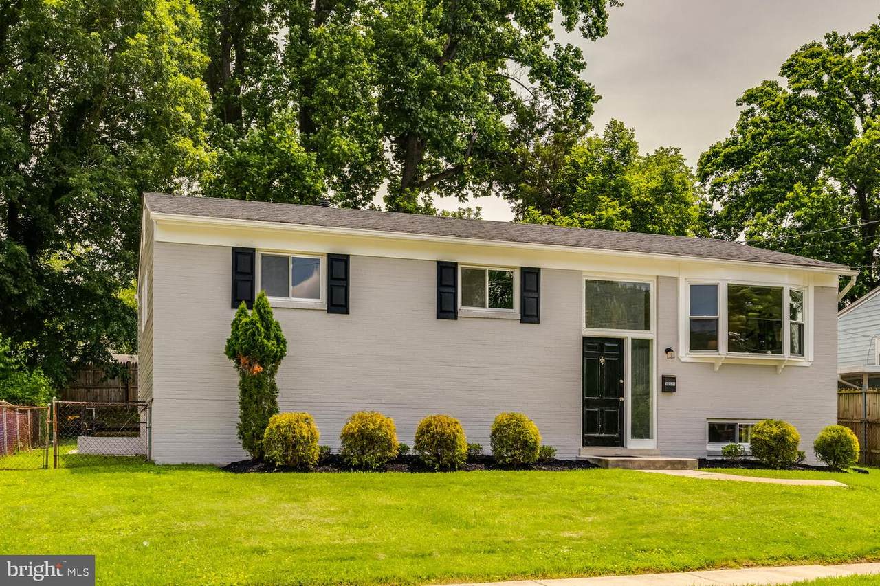 12109 Lauderdale Drive - Photo 1