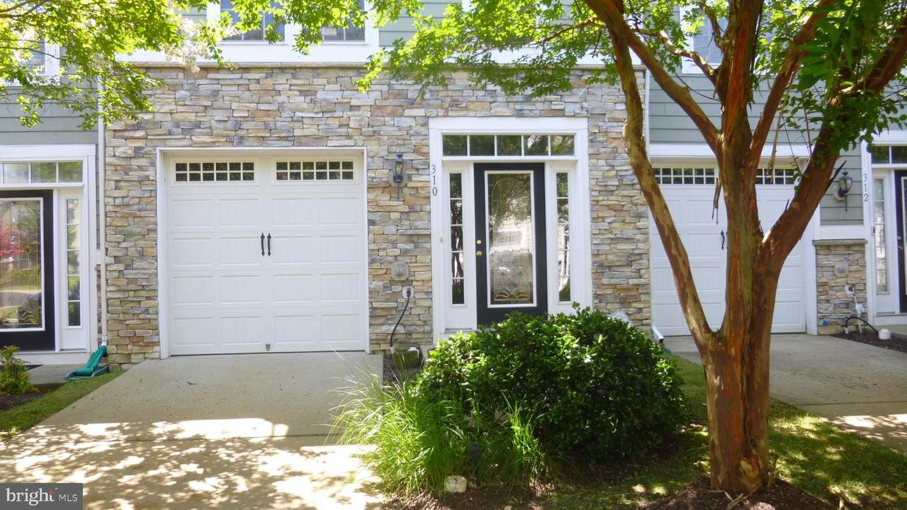 310 Monroe Point Drive - Photo 1