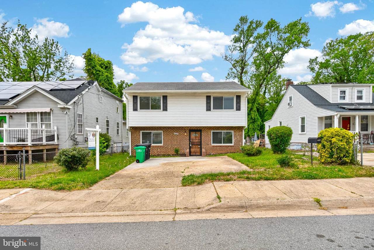 304 Cedarleaf Avenue - Photo 1
