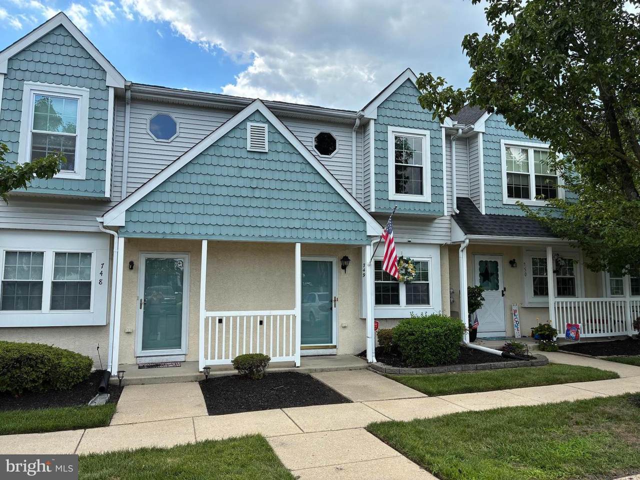 749 Slate Court - Photo 1