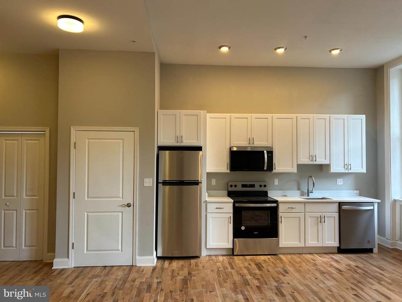 100 Lexington Street - Photo 1